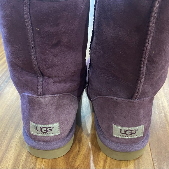 Genuine UGG Australia Purple Calf Boots - Picture 3 of 4